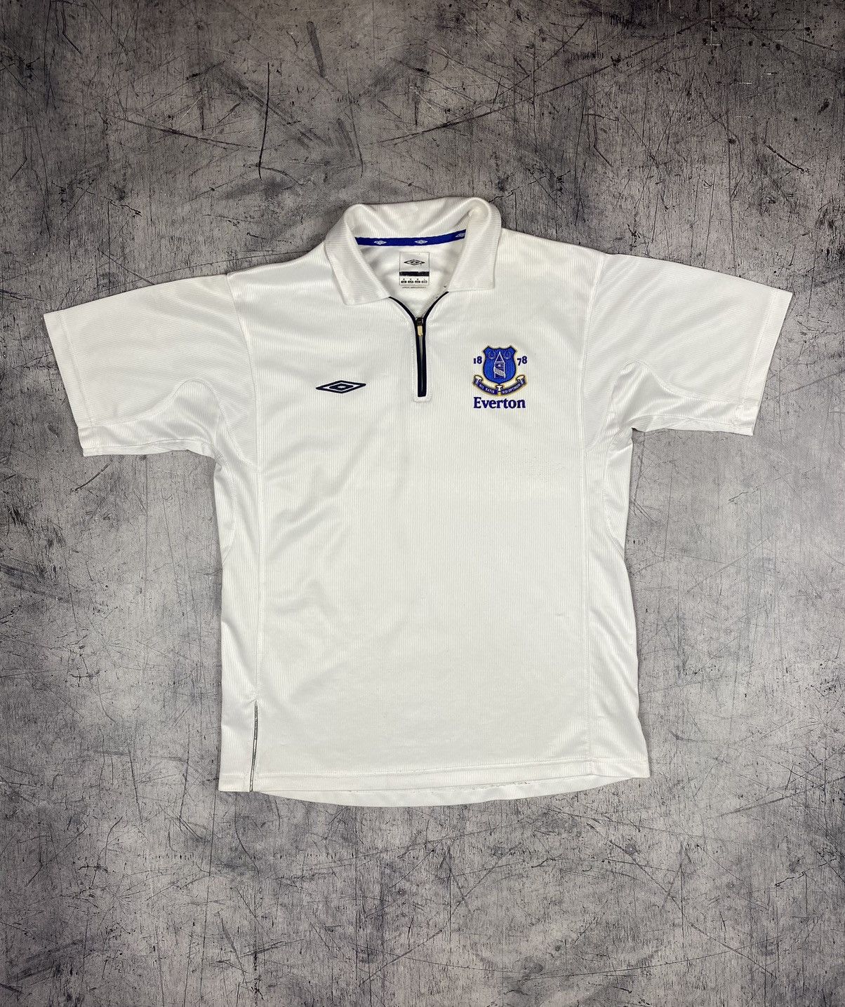 Umbro × Vintage Vintage Umbro Everton 2008 Soccer Jersey Size US M / EU 48-50 / 2 - 2 Thumbnail