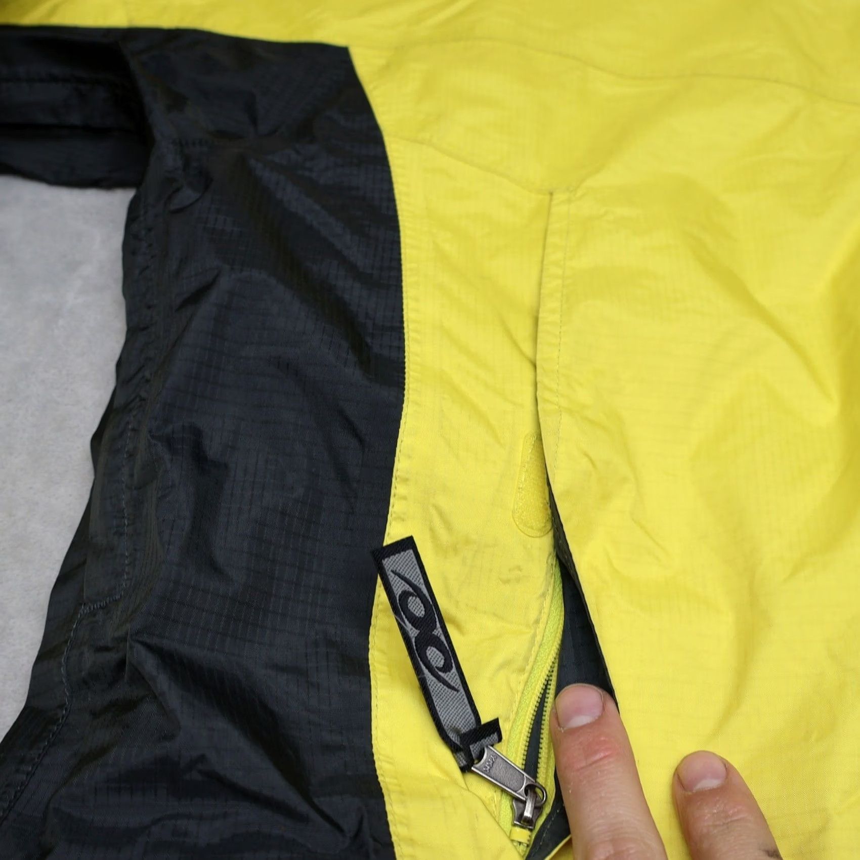Marmot Marmot Jacket Mens Large Yellow Windbreaker Zip Full Zip Pockets Breathable Lightweight Outdoor Hiking Trail Casual Travel Wind-Resistant Nylon YO Size US L / EU 52-54 / 3 - 4 Thumbnail