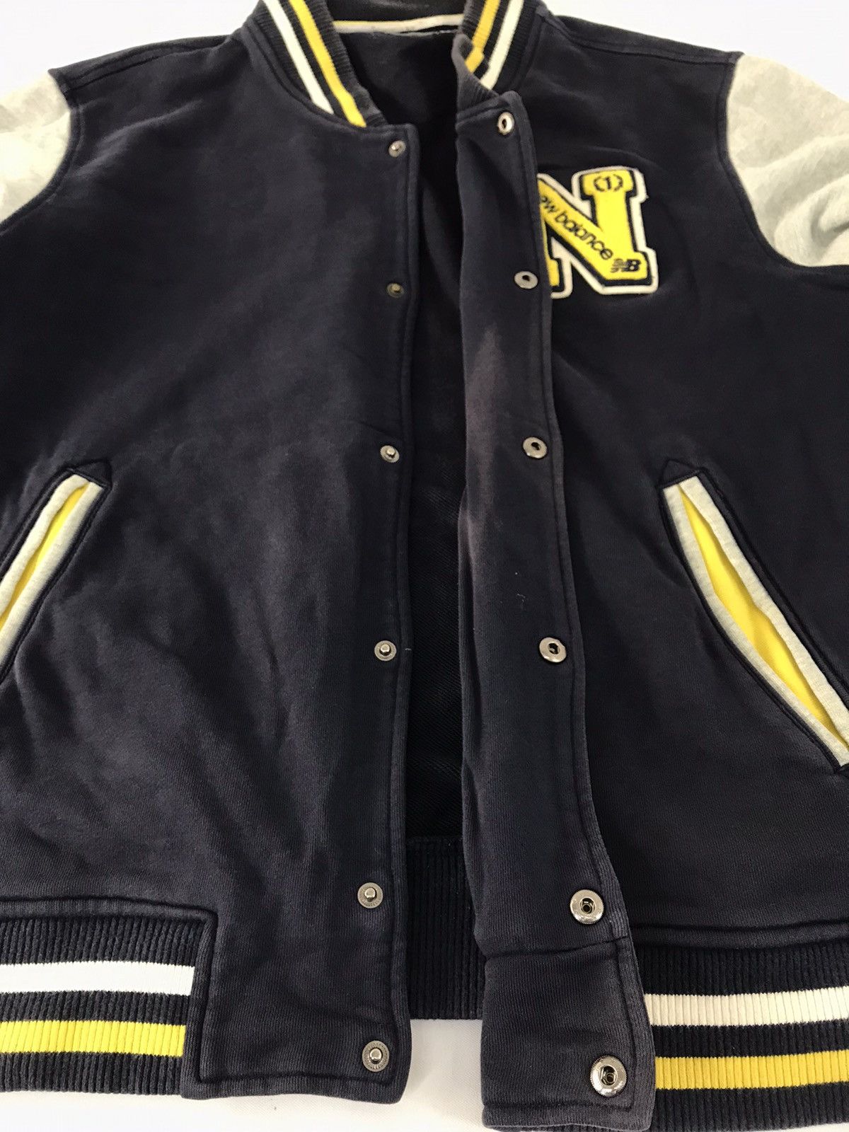 New Balance Varsity Bomber New Balance Embroidery Logo Snap Button Size US XL / EU 56 / 4 - 6 Thumbnail