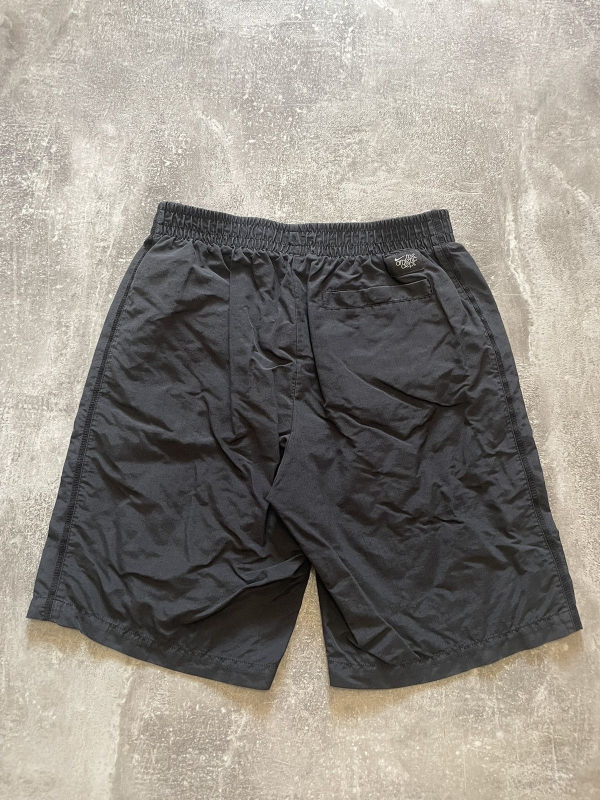 Nike × Vintage Vintage Nike Black Shorts Swoosh Logo M Size US 32 / EU 48 - 7 Thumbnail
