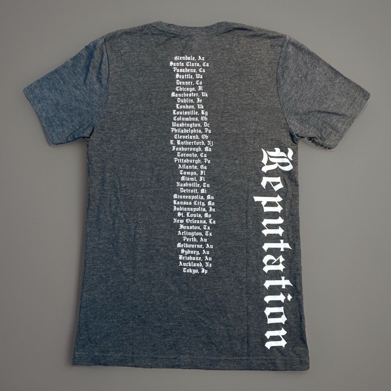 Designer × Vintage Taylor Swift Reputation Tour 2018 T-Shirt Gray Adult S Size US S / EU 44-46 / 1 - 2 Thumbnail