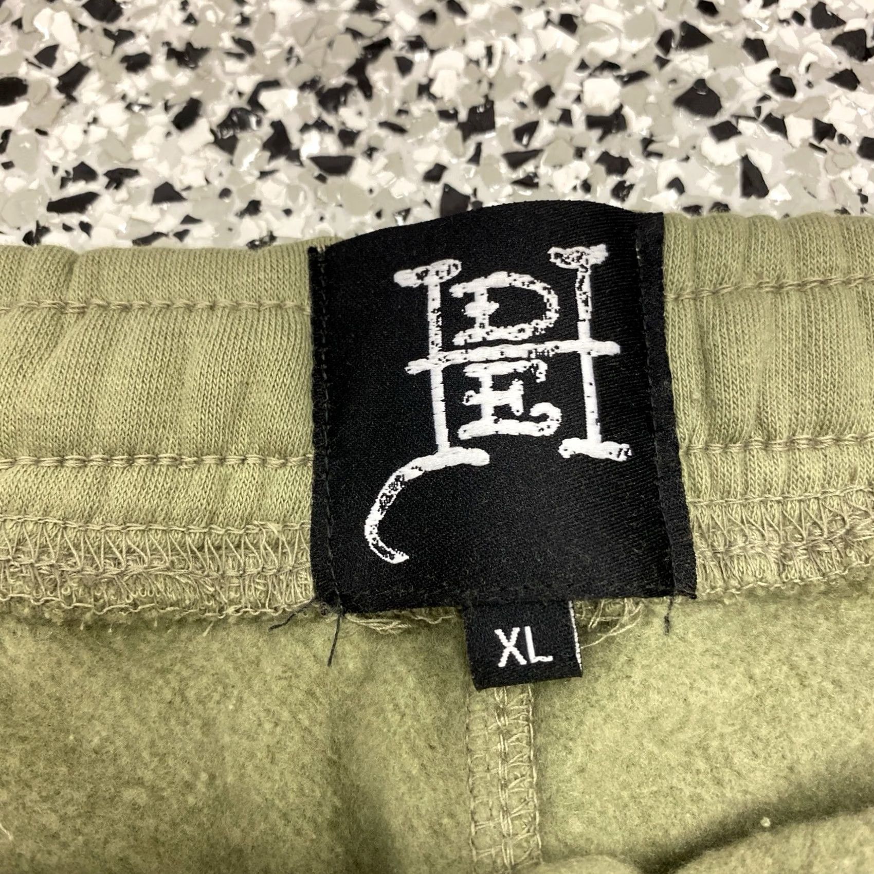 Ed Hardy ED HARDY Battle Skull Snake Eagle Fleece Sweat Shorts Green Mens XL New Size US 36 / EU 52 - 2 Thumbnail