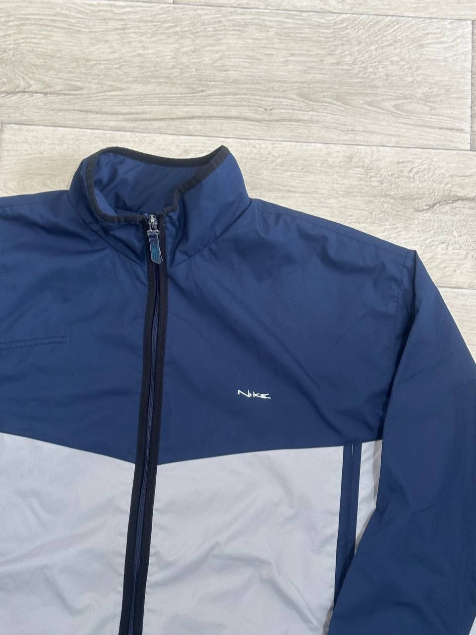 Nike Vintage Nike Silver Tag Windbreaker Jacket Navy Gray L XL Size US L / EU 52-54 / 3 - 3 Thumbnail