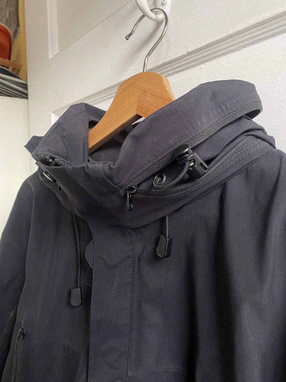 Arc'teryx LEAF Alpha Gen 1 Size US M / EU 48-50 / 2 - 5 Thumbnail