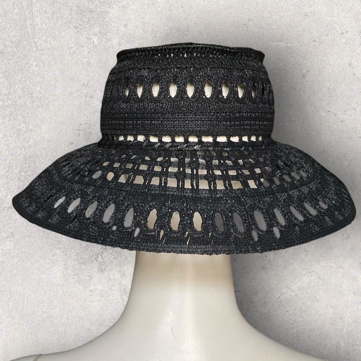 Givenchy Pre fall23 Raffia Wide Brim Hat Size ONE SIZE - 5 Thumbnail