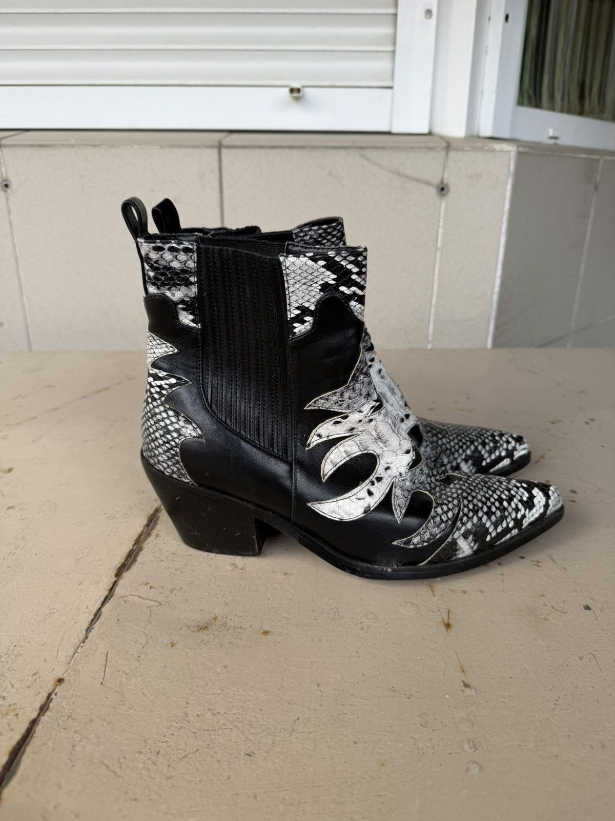 If Six Was Nine AS 98 Vibe Artisan Black Leather Side Zip Ankle Biker Boots Size US 6.5 / EU 39-40 - 4 Thumbnail