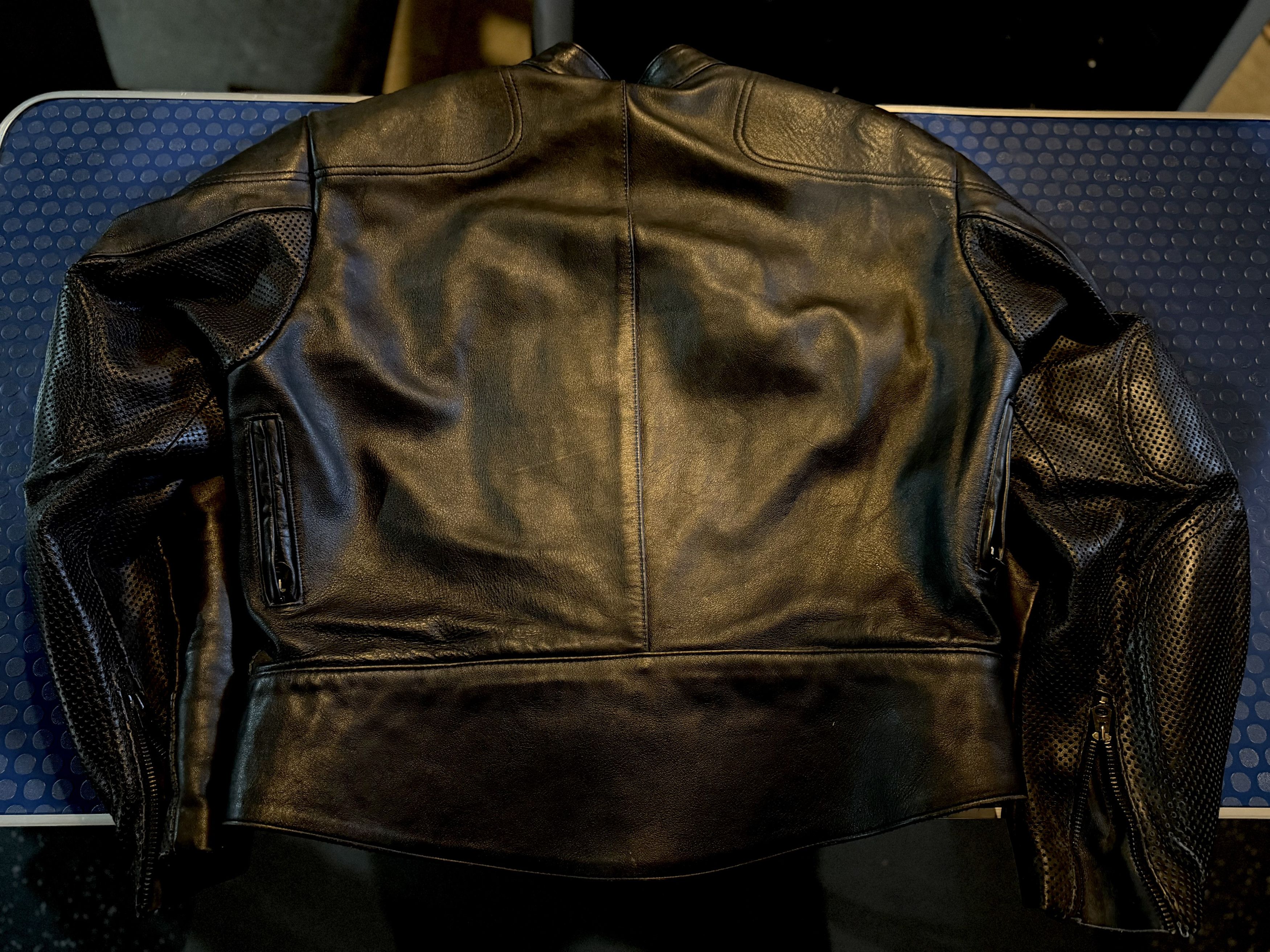 Vanson Leathers Vintage Perforated Vanson Manx 46 NICE! Size US XL / EU 56 / 4 - 4 Thumbnail