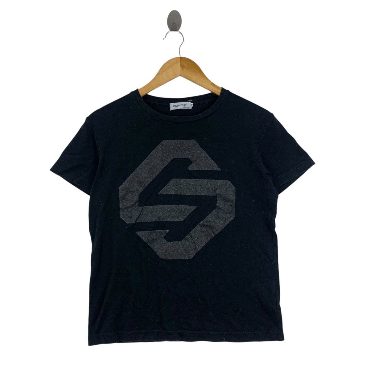 Japanese Brand STRICT-G Gundam Japanese Brand Short Sleeve Tshirt Size US M / EU 48-50 / 2 - 1 Thumbnail