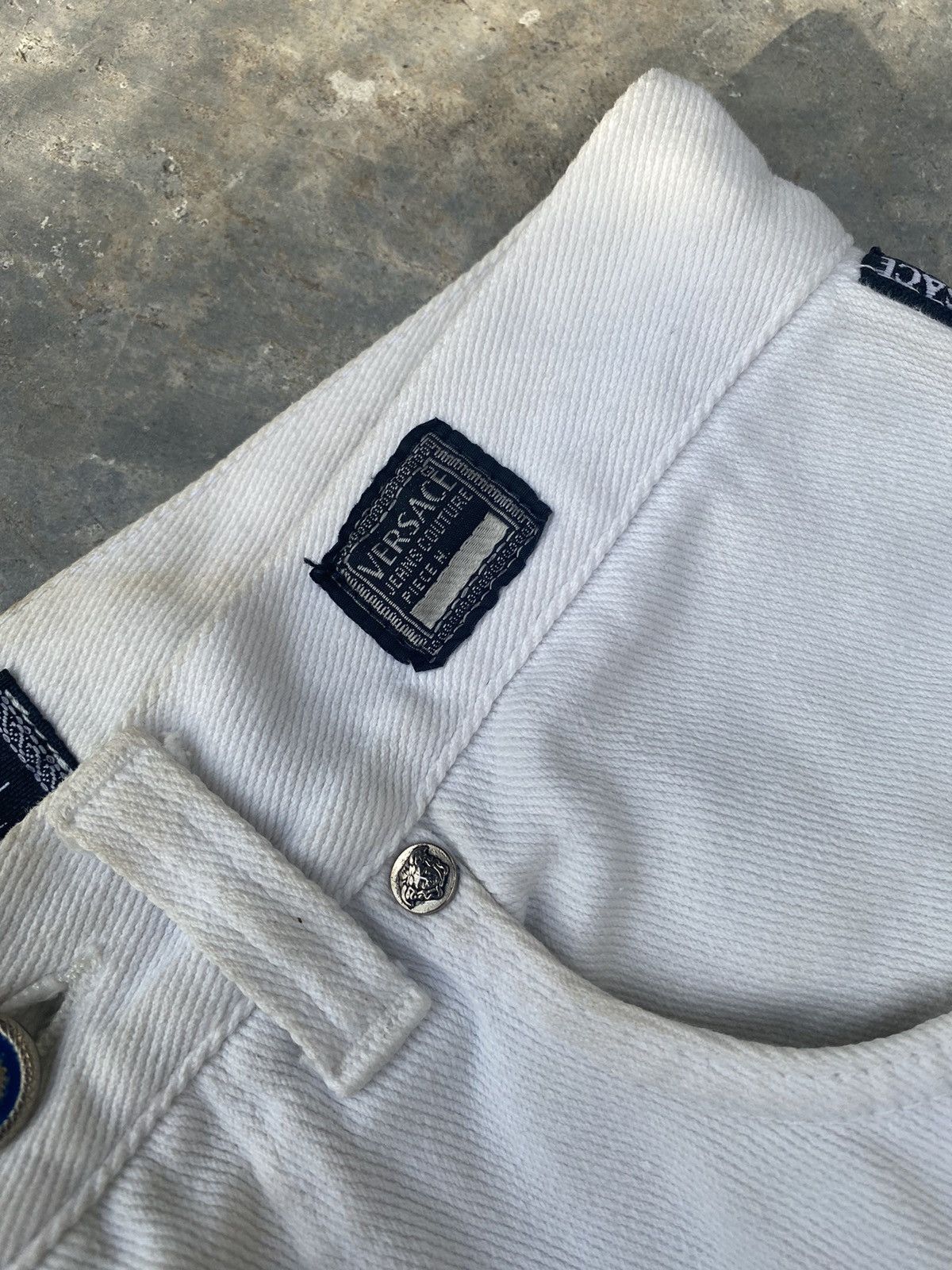 Versace Jeans Couture × Vintage Versace Dirty Jeans Size US 28 / EU 44 - 8 Thumbnail