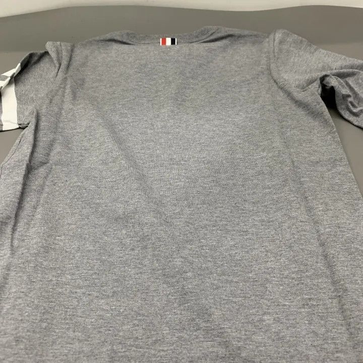 Thom Browne Thom Browne Kids Long Sleeve Striped Tee -2507 Size US M / EU 48-50 / 2 - 2 Thumbnail