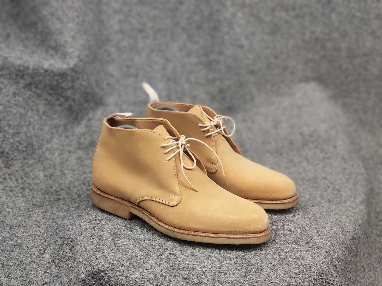 Cheaney Joseph Cheaney &Sons Desert Chukka Suede Leather Ankle Boots Size US 8 / EU 41 - 9 Thumbnail