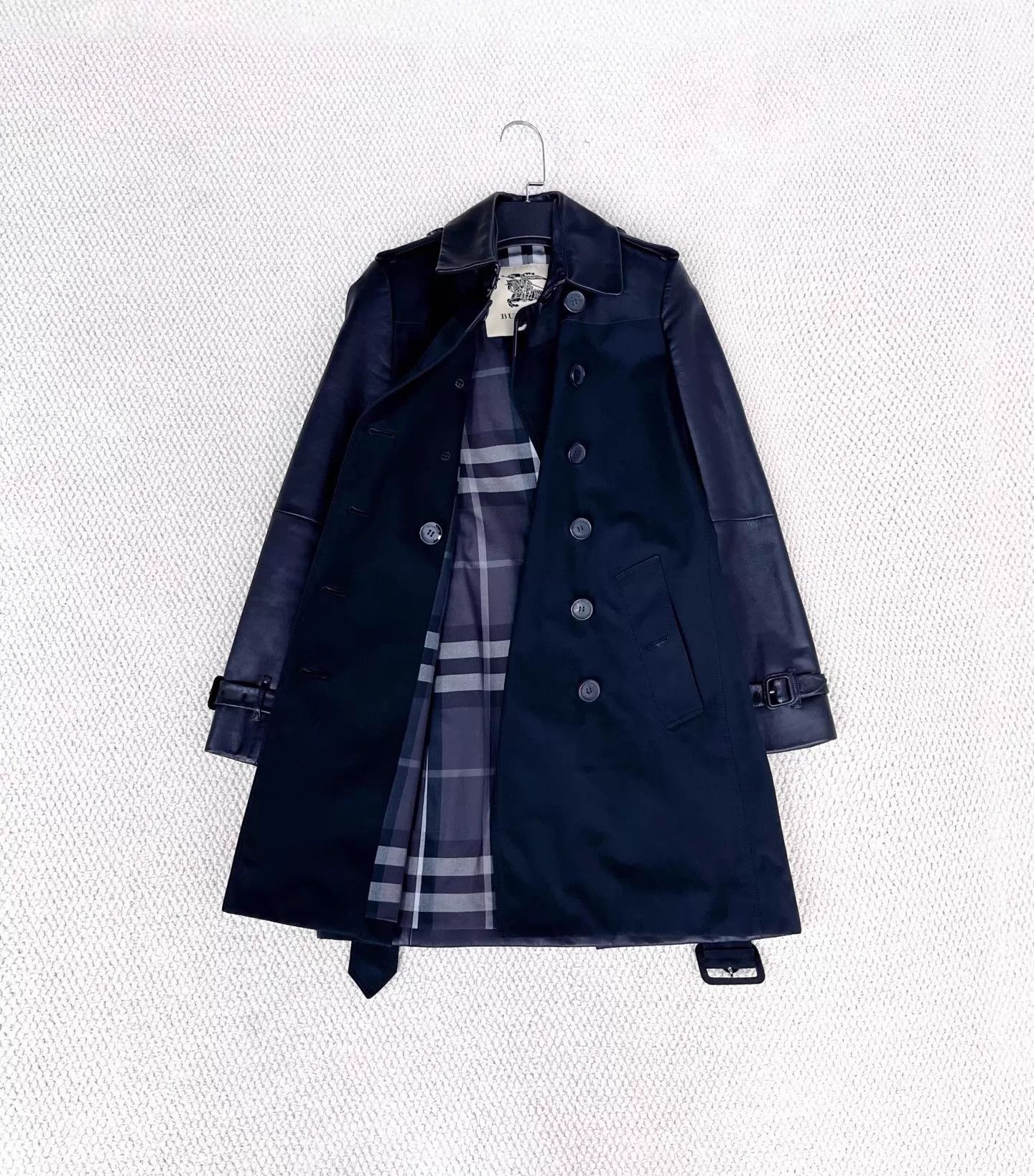 Burberry Burberry Kensington Shearling Plaid Belted Trench UK2 Black Size XXS / US 00 / IT 34 - 5 Thumbnail