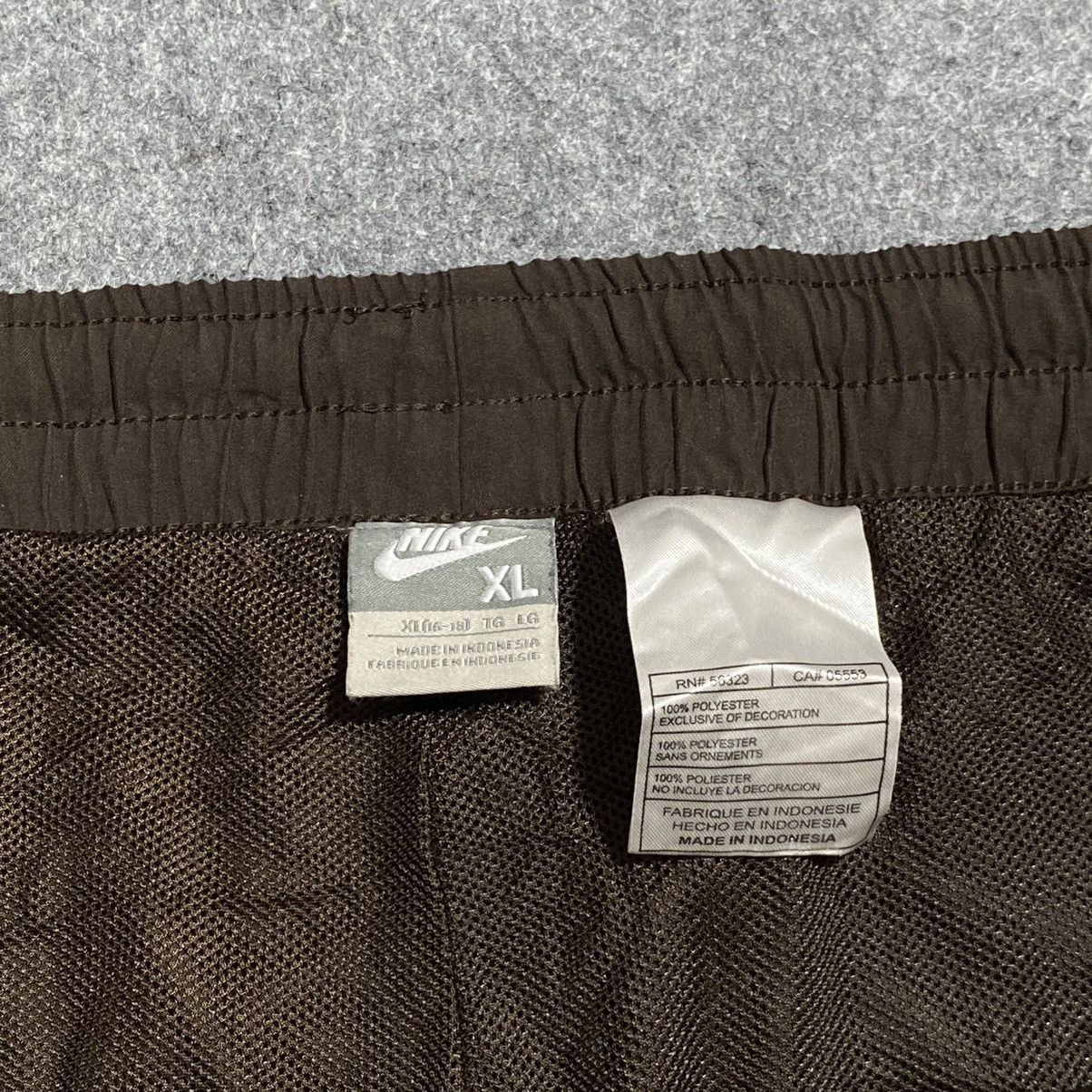 Nike × Vintage 2 item Nike Brown Pants Nylon 00s Swoosh Size US 36 / EU 52 - 4 Thumbnail