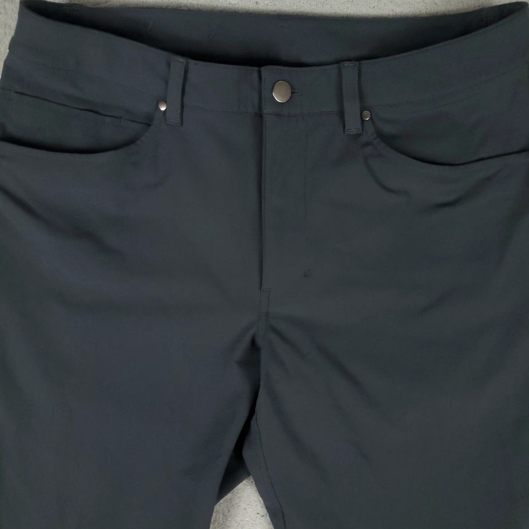 Lululemon Lululemon Pants Mens 32x25 Gray 5 Pocket Chino Trousers Commission Size US 32 / EU 48 - 2 Thumbnail