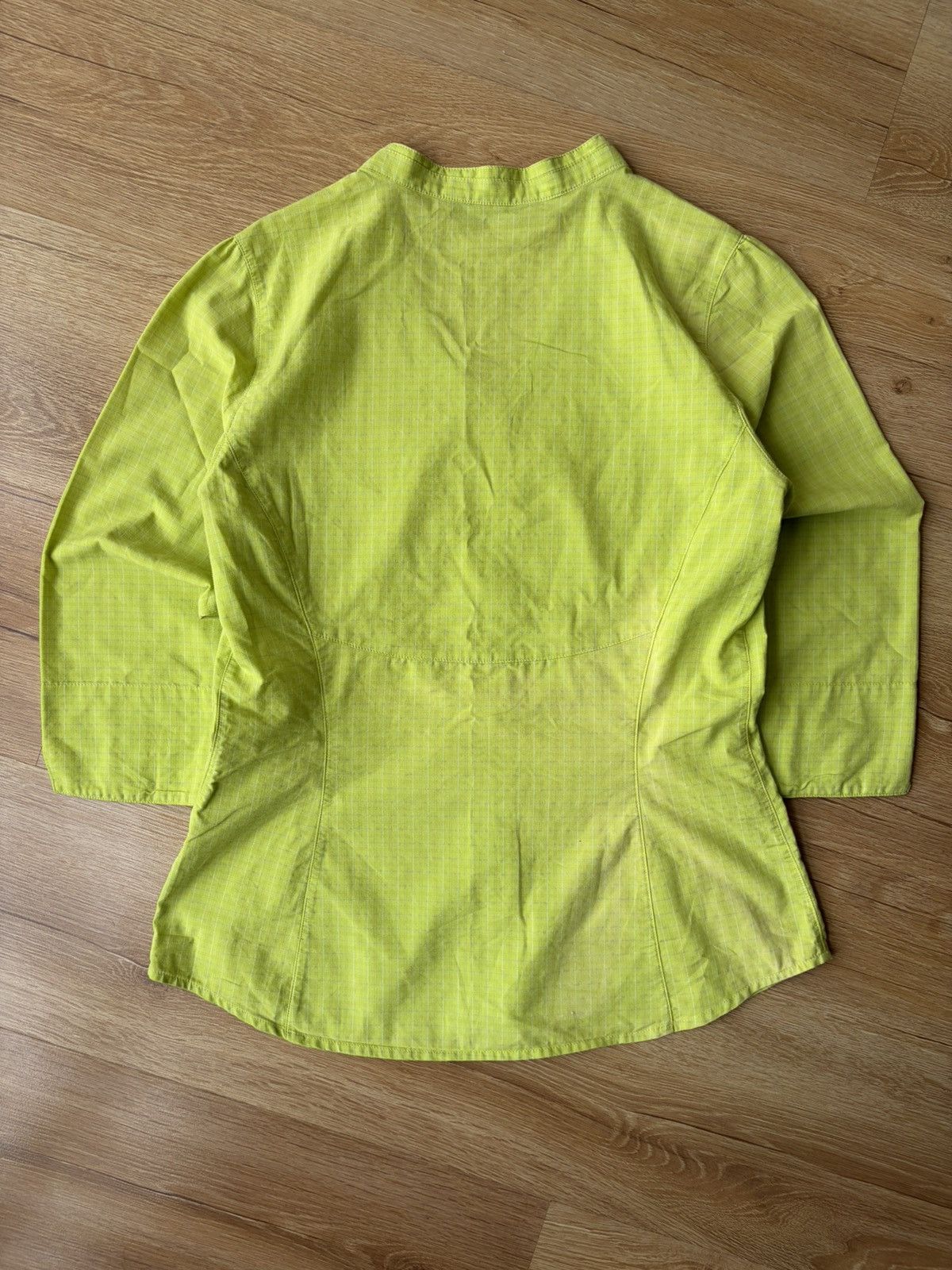 Arc'teryx Arcteryx Logo Outdoor Blouse Button Up T-Shirt Size M / US 6-8 / IT 42-44 - 6 Thumbnail