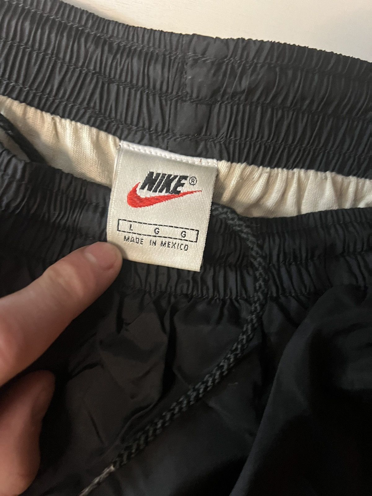 Arc'teryx × Nike × Nike ACG 90s Nike lined track pants Size US 36 / EU 52 - 2 Thumbnail