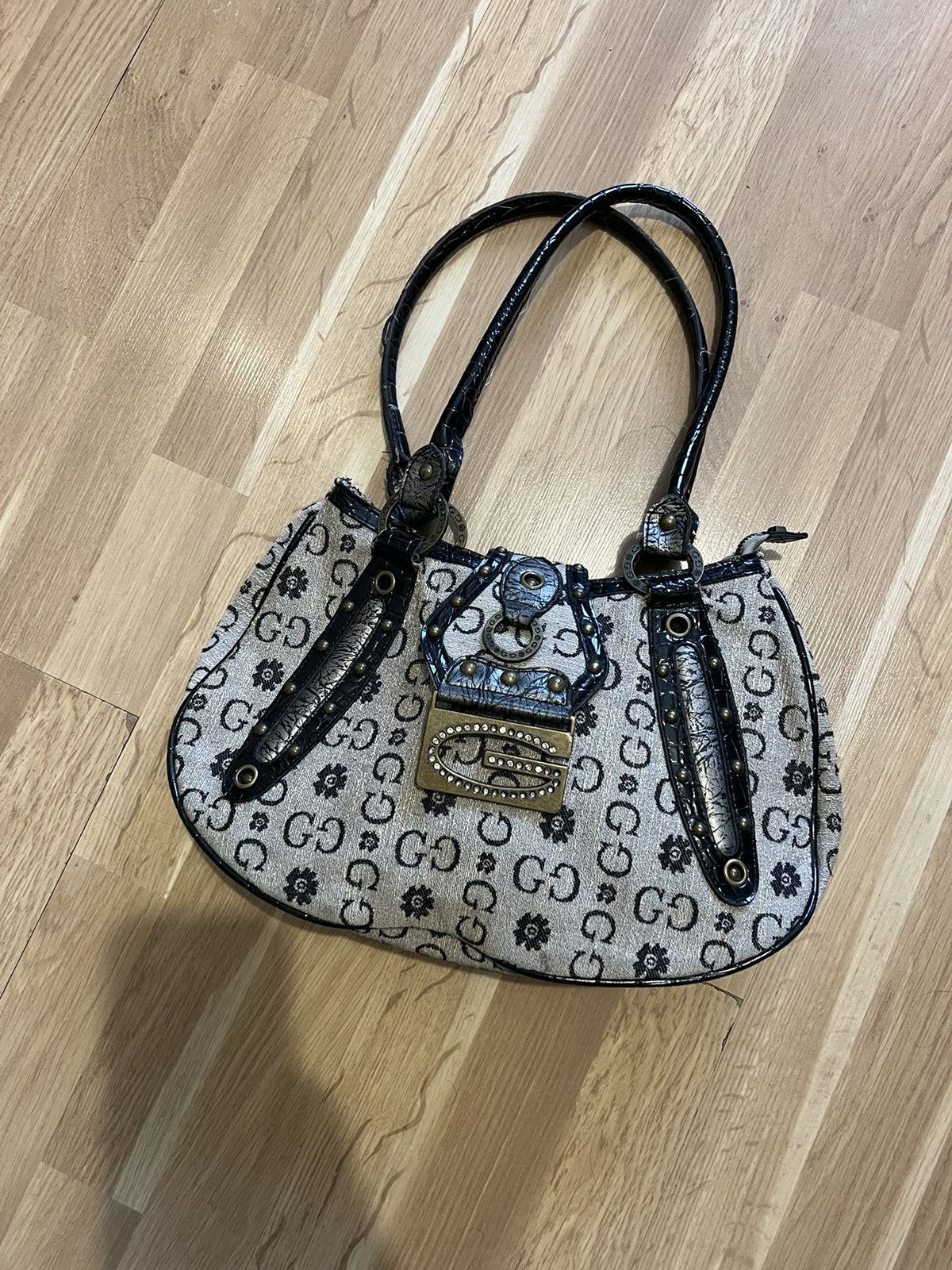 Guess × Vintage Vintage Guess shoulder bag archive y2k punk monogram Size ONE SIZE - 3 Thumbnail