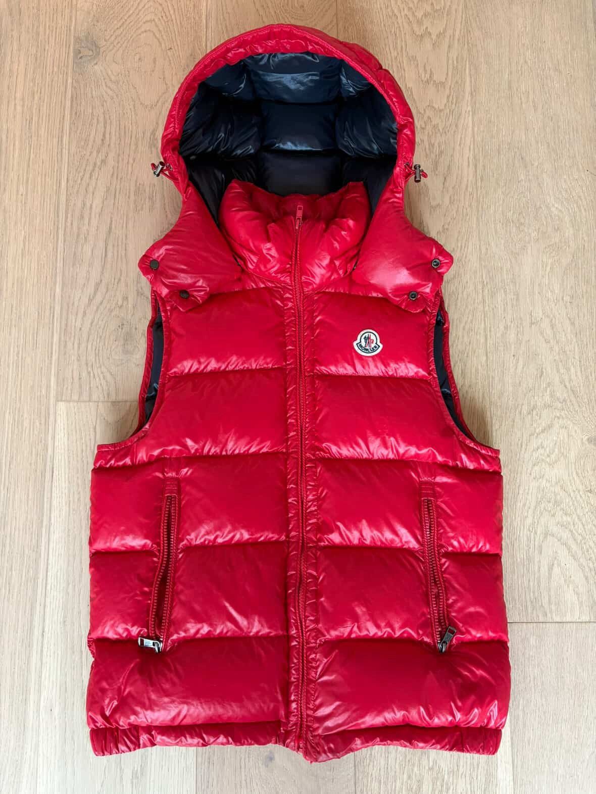 美品MONCLER GERS GILET サイズ０ レッド 美品MONCLER GERS GILET サイズ0 レッド Moncler Red Gers