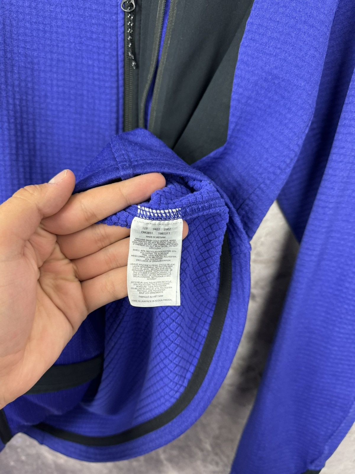 Mountain Hardwear Mountain Hardwear zip hoodie ! Size US L / EU 52-54 / 3 - 8 Thumbnail