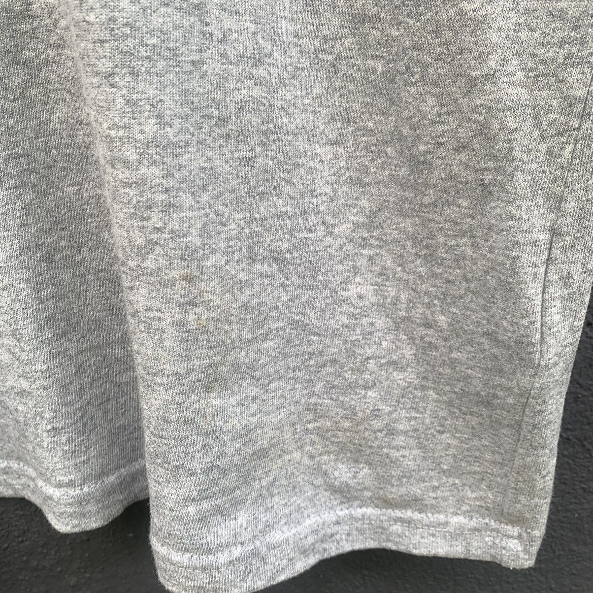 Number (N)ine Thrashed number nine v neck tee Size US L / EU 52-54 / 3 - 6 Thumbnail
