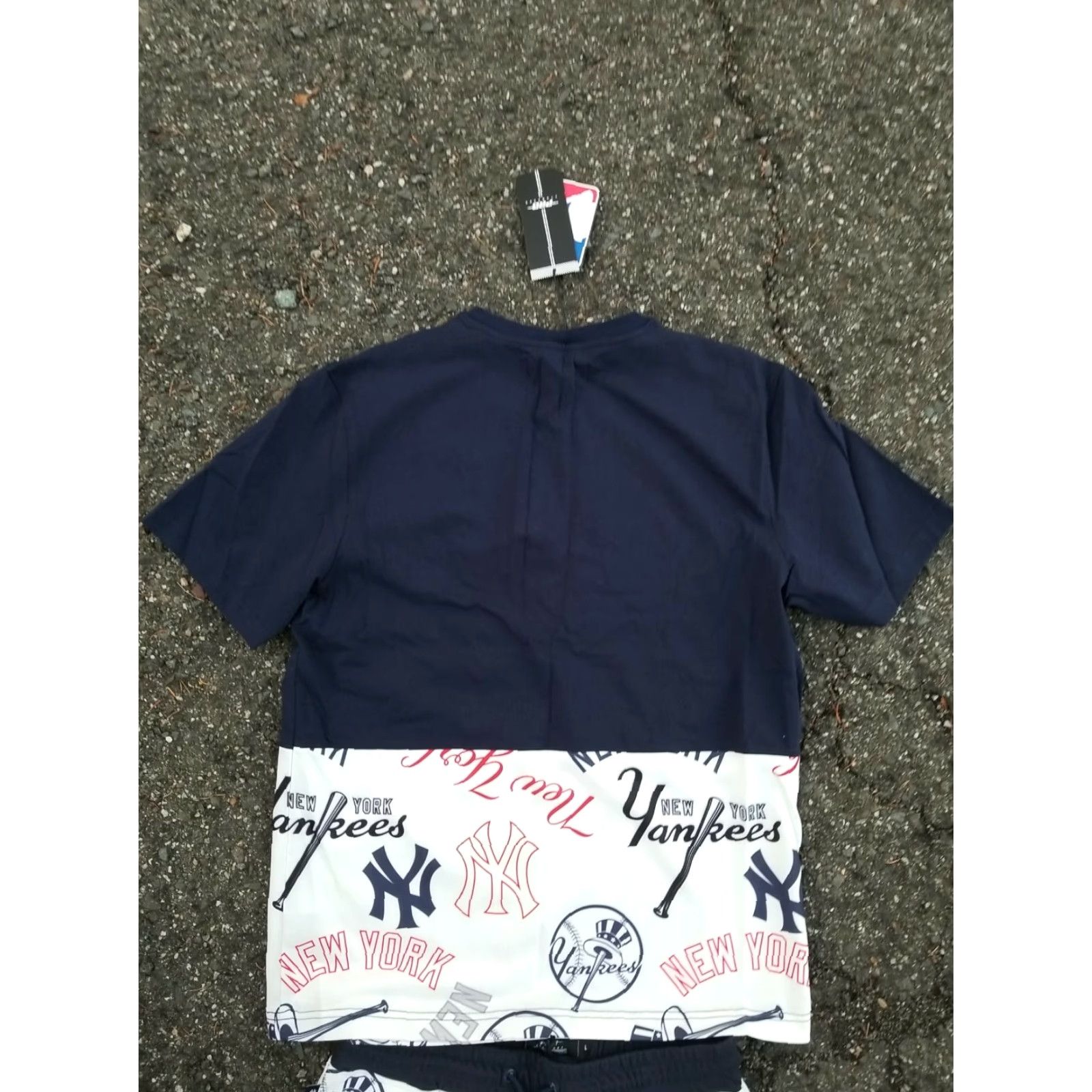Pro Standard Pro Standard New York Yankees Pro Team Navy Track Pants and Shirt - size large Size US L / EU 52-54 / 3 - 5 Thumbnail