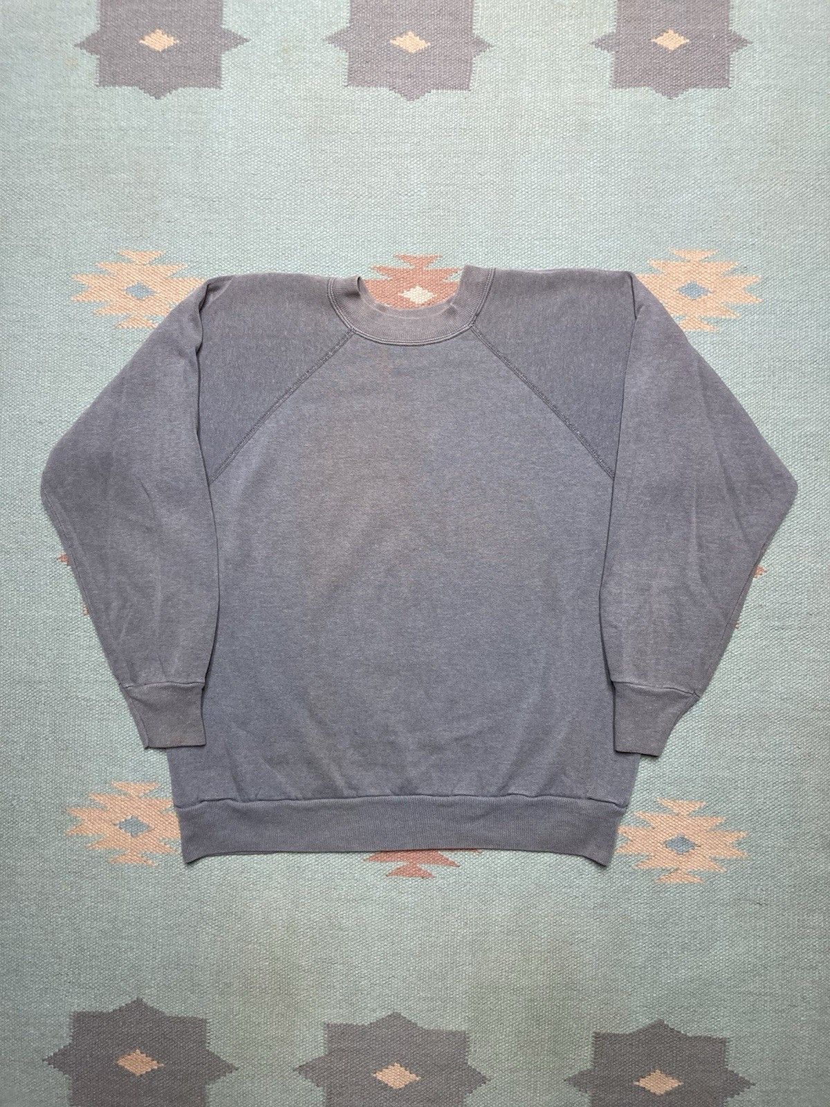 Vintage Vtg 80s crewneck sweatshirt blank stone soft made USA large Size US L / EU 52-54 / 3 - 1 Thumbnail