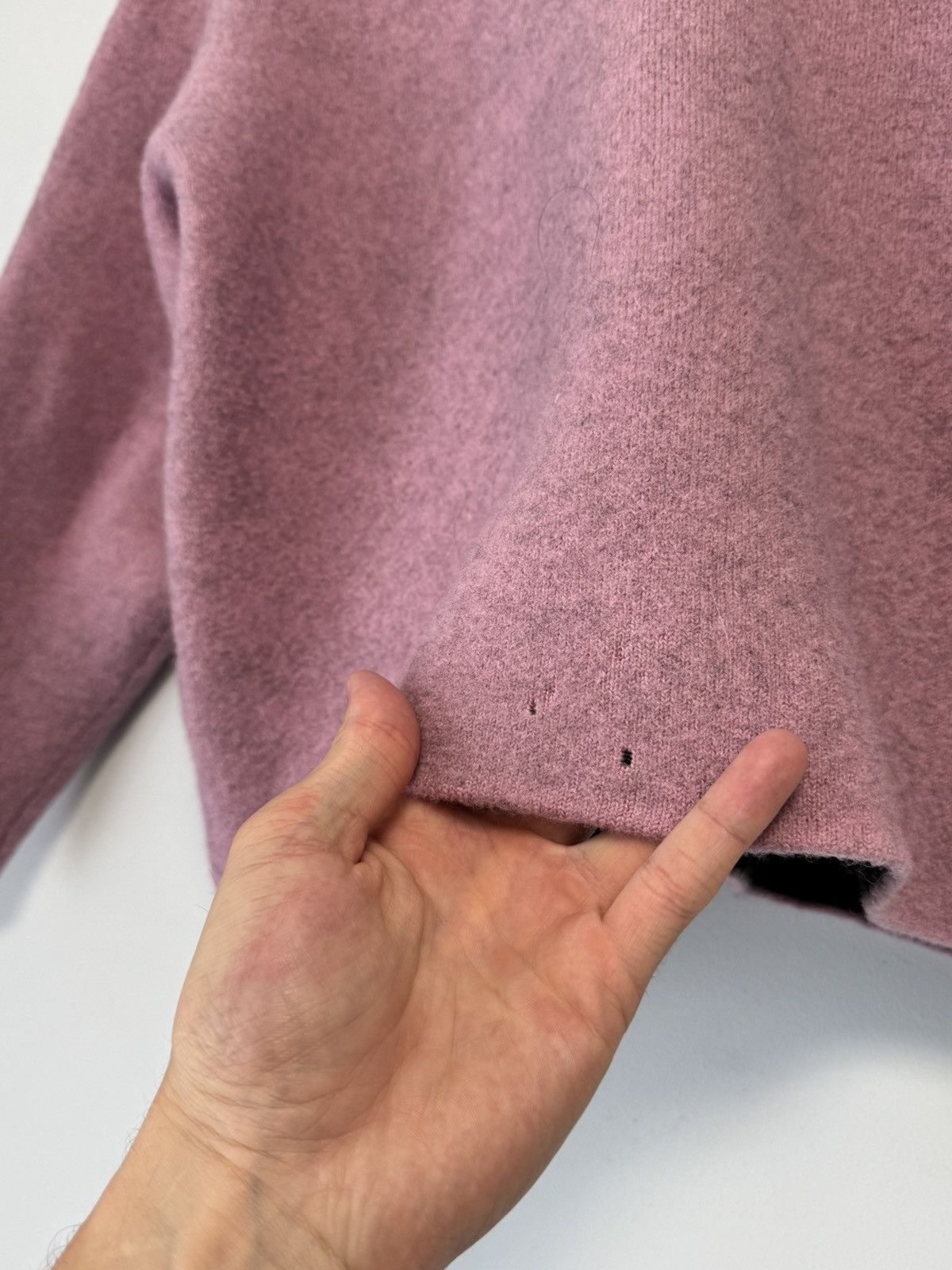 Balenciaga Balenciaga Pink Seven Language Sweater Size XS / US 0-2 / IT 36-38 - 12 Thumbnail