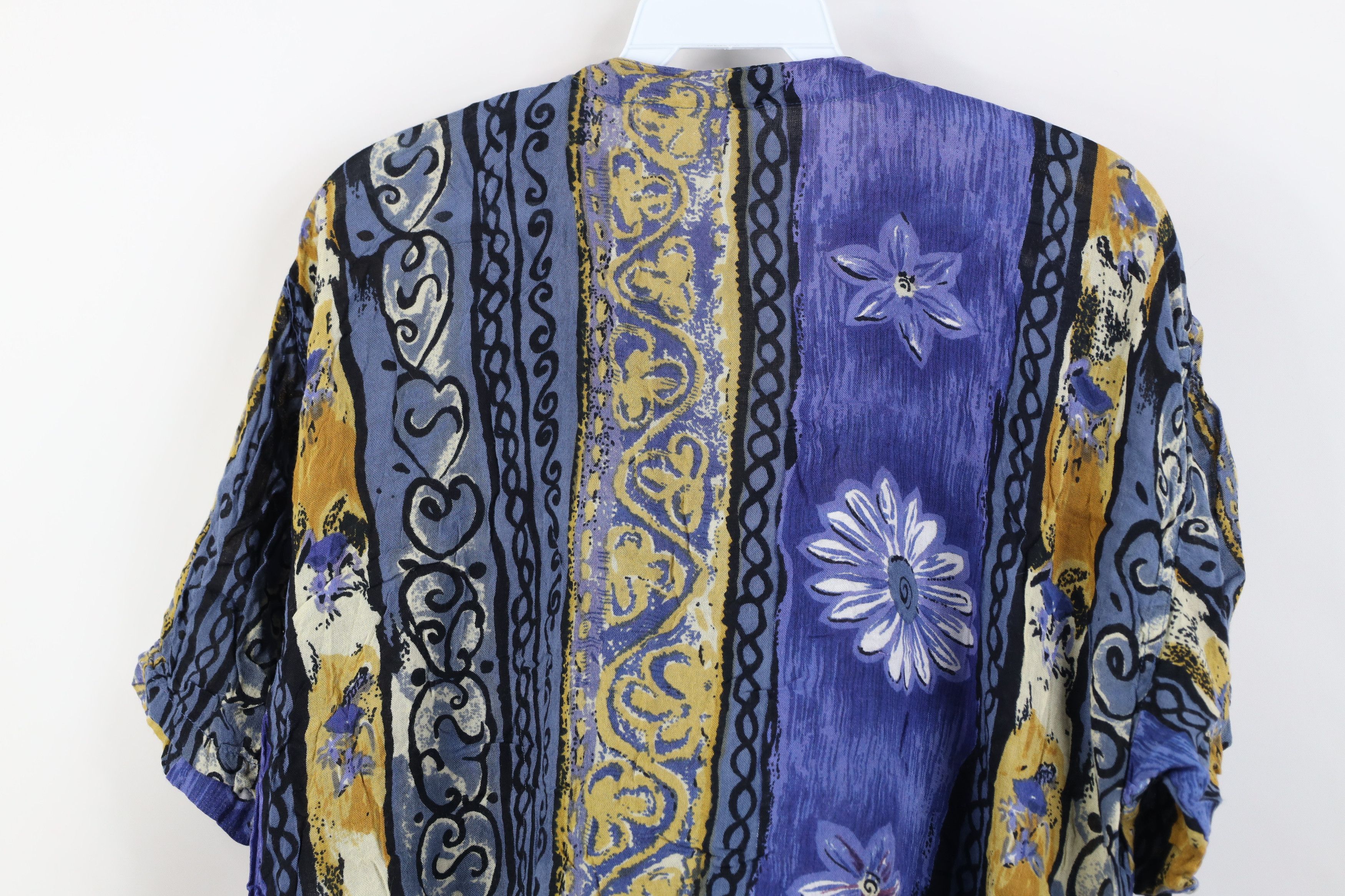 Vintage Vintage 90s Streetwear Gabardine Knit Flower Button Shirt Size XL / US 12-14 / IT 48-50 - 12 Thumbnail