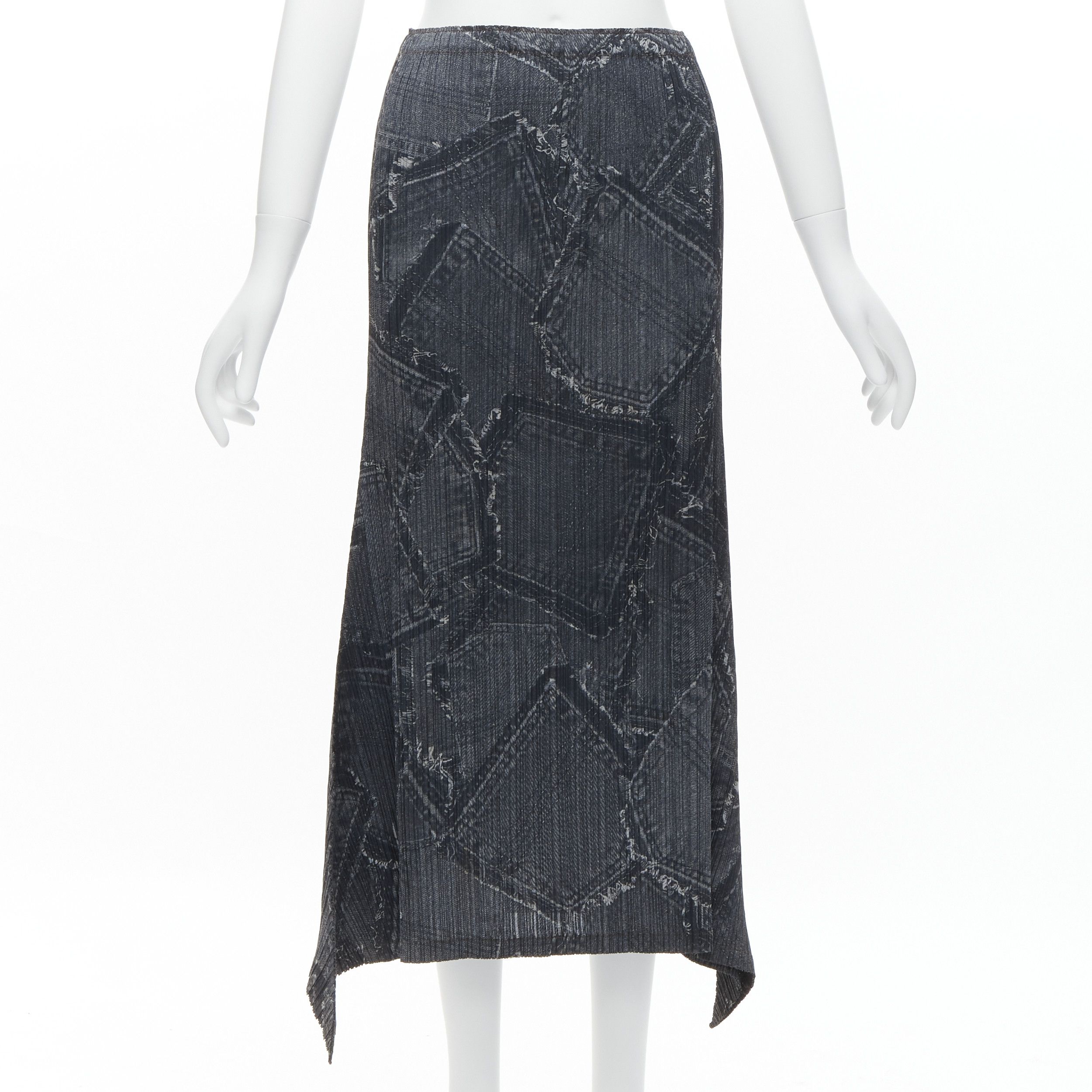 Issey Miyake ISSEY MIYAKE PLEATS PLEASE dark blue denim patchwork print pleated skirt JP2 M Size 28" / US 6 / IT 42 - 1 Thumbnail