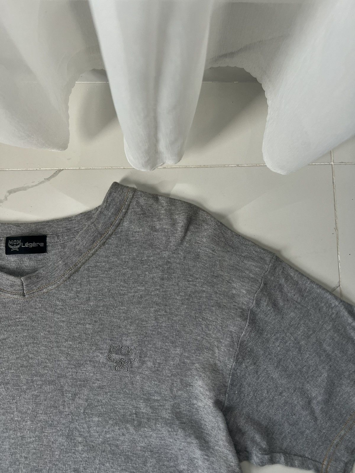 MCM × Vintage 90’s MCM OLD MONEY RARE RETRO Y2K SMALL LOGO TEE Size US M / EU 48-50 / 2 - 2 Thumbnail
