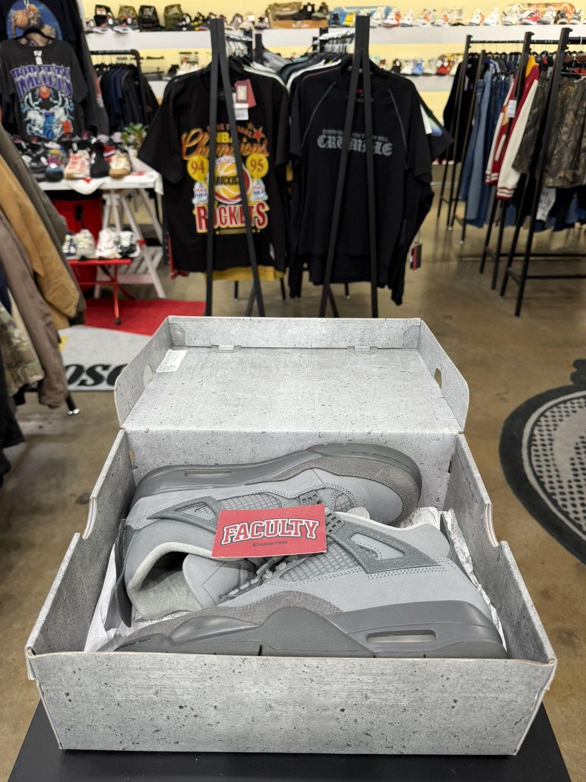 Jordan Brand Air Jordan 4 Paris Olympic Wet Cement Size 9 (2024) Size US 9 / EU 42 - 11 Thumbnail