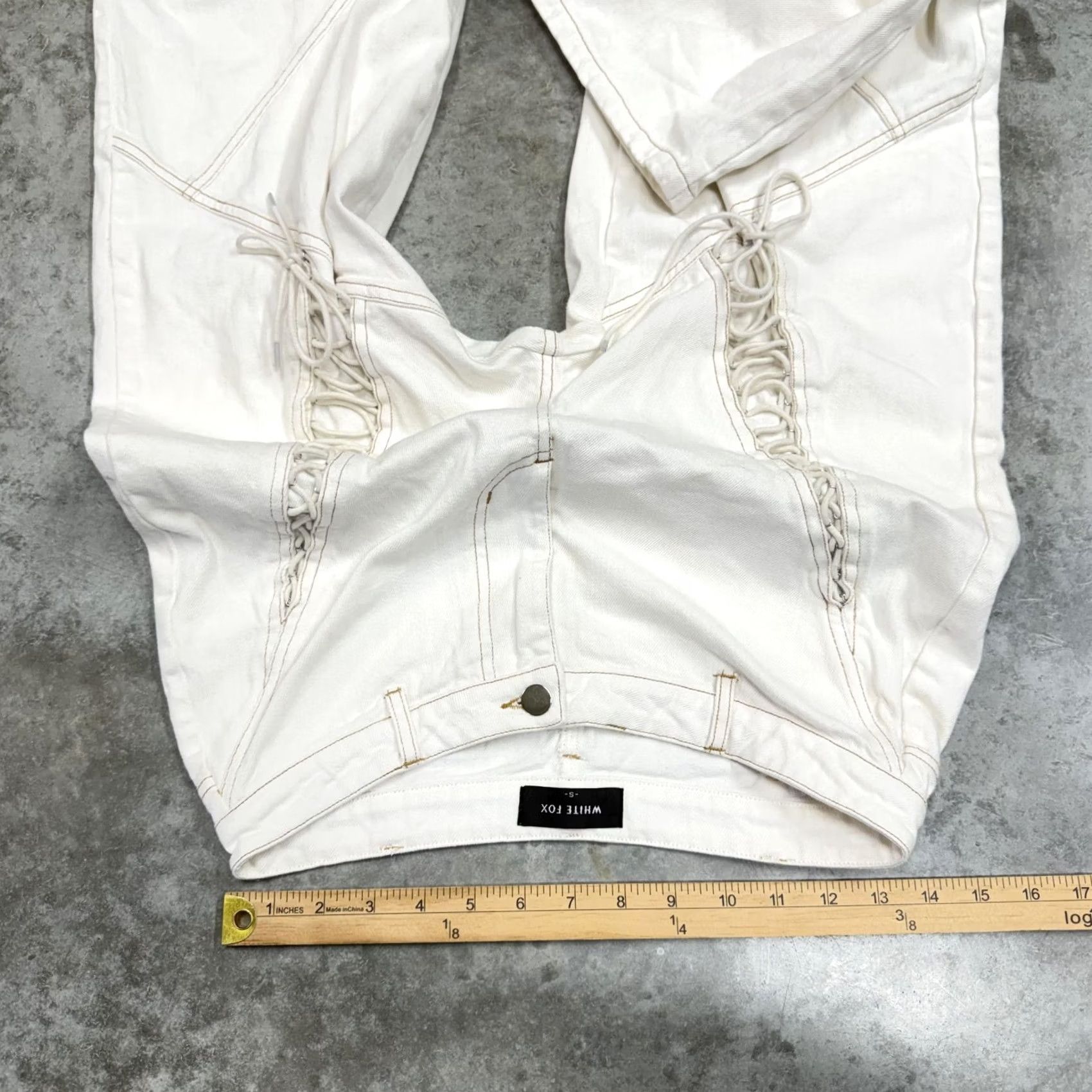 Vintage White Fox Pants Womens Small White Cropped Wide Leg Twill Lace Up Pockets Casual Size 28" / US 6 / IT 42 - 4 Thumbnail