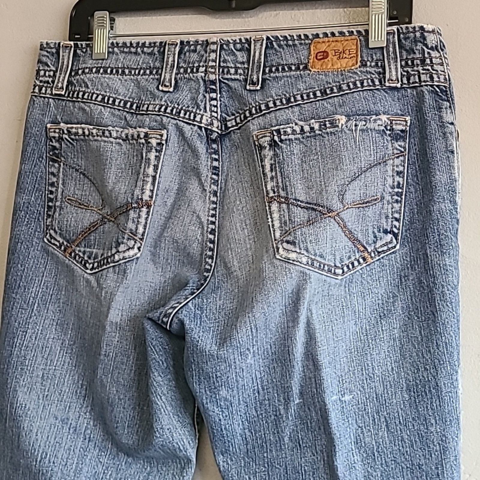 BKE Women's 30" x 31.5" BKE Buckle jeans straight leg Size 32" / US 10 / IT 46 - 8 Thumbnail