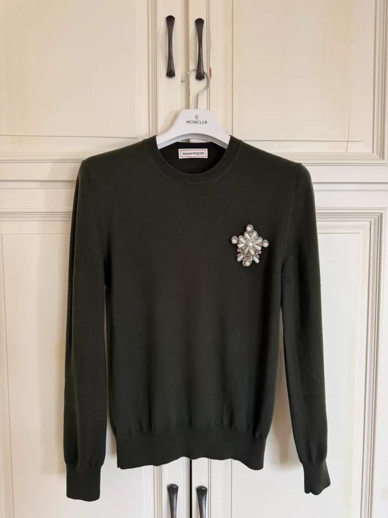 Alexander McQueen Alexander McQueen Green Wool Sweater with Brooch- DMC Size US M / EU 48-50 / 2 - 1 Thumbnail