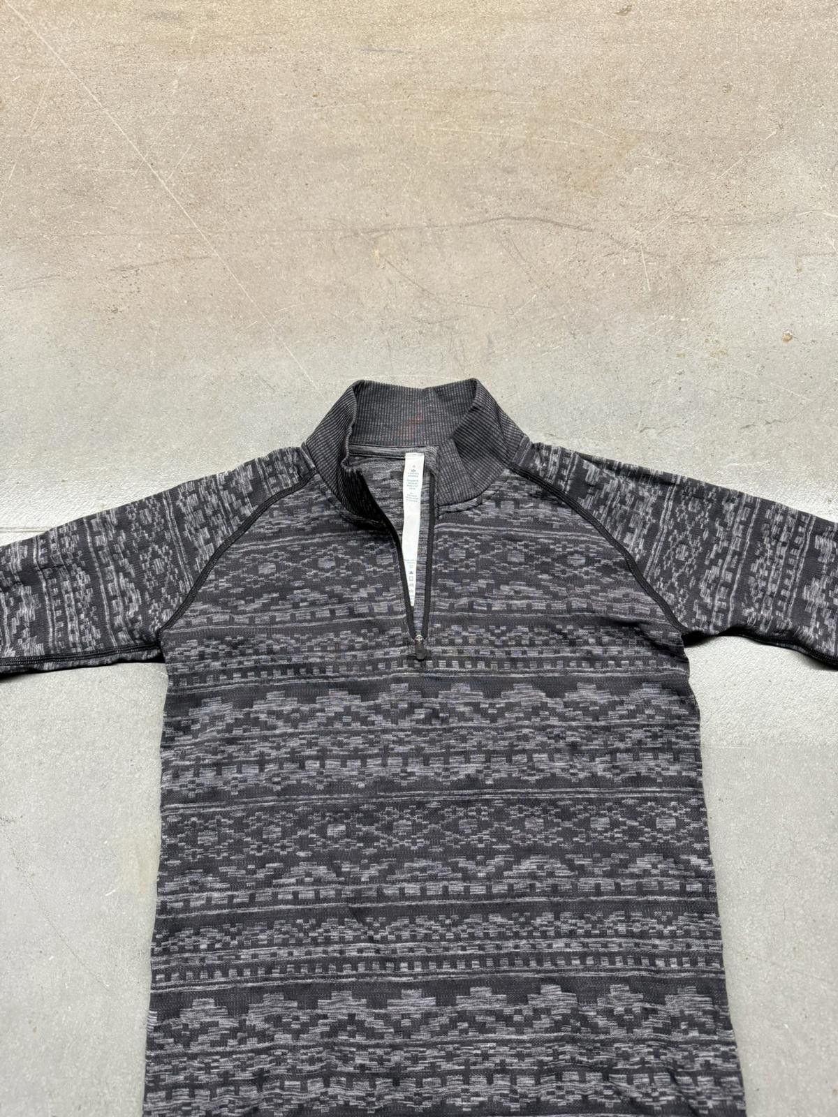 Lululemon Lululemon Rest Less Quarterzip Long Sleeve Pullover Womens 6 Size M / US 6-8 / IT 42-44 - 2 Thumbnail