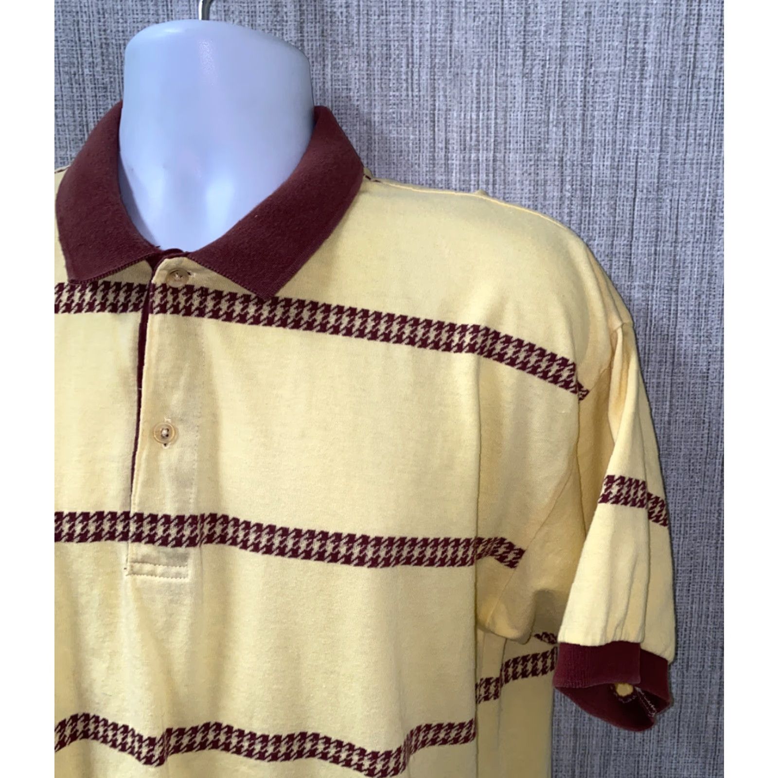 Vintage Men's Golf Polo Shirt Short Sleeve Red Yellow Size L 22in Armpit Casual Cotton Size US L / EU 52-54 / 3 - 2 Thumbnail