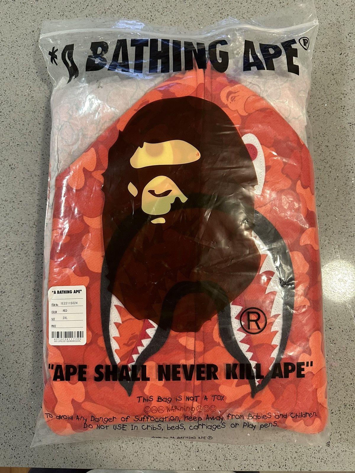 Bape Rare BAPE Seoul City Exclusive Red Shark Hoodie Size US XXL / EU 58 / 5 - 2 Thumbnail