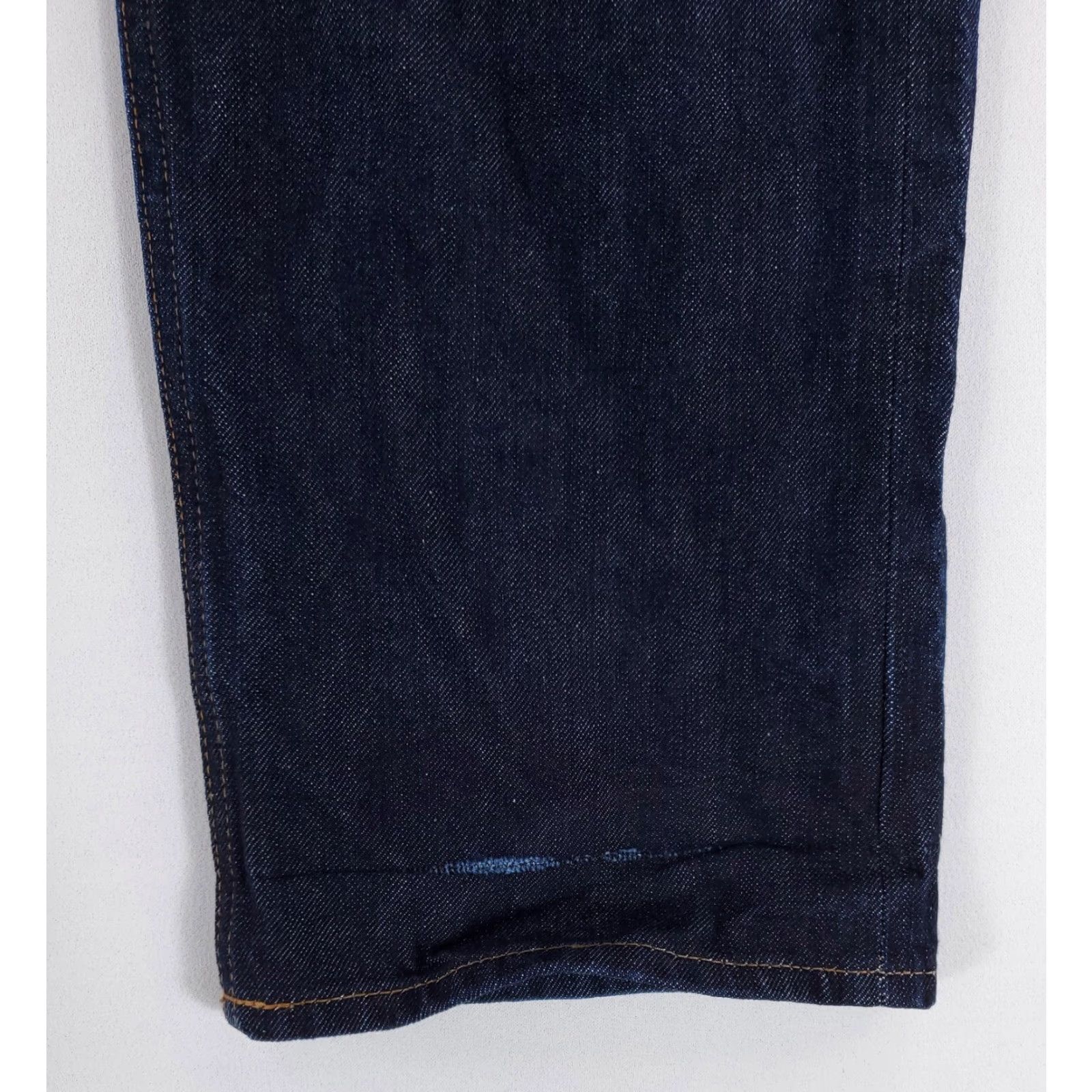 Gap VINTAGE Gap Selvedge Jeans Slim Fit Blue Button Fly Mens 39 x 30 Actual 30 Inseam Jeans Mens Blue Slim Fit Button Fly Gap 39 x 30 Actual Size US 39 - 3 Thumbnail