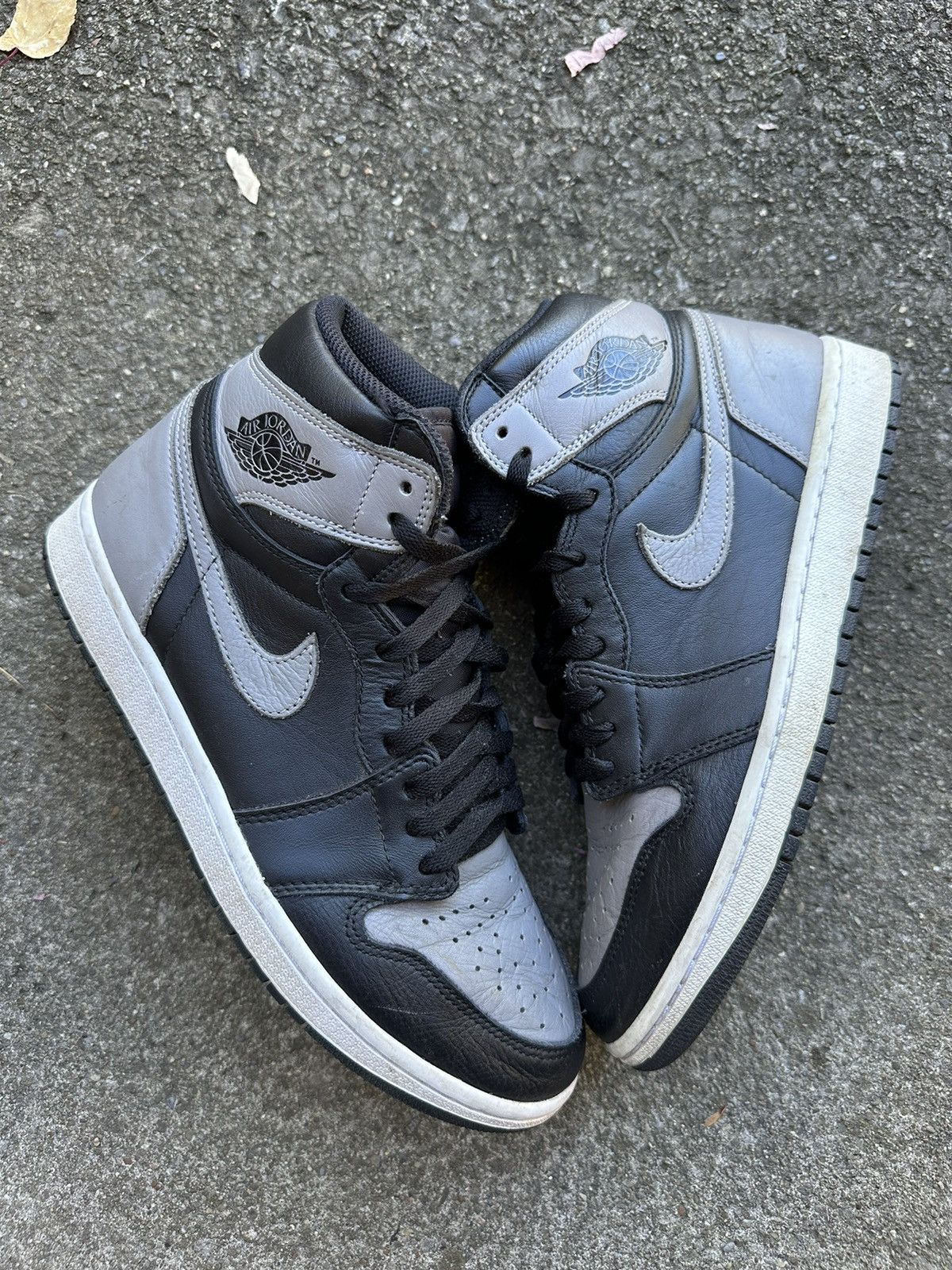 Jordan 1 shadow size 9.5 clearance