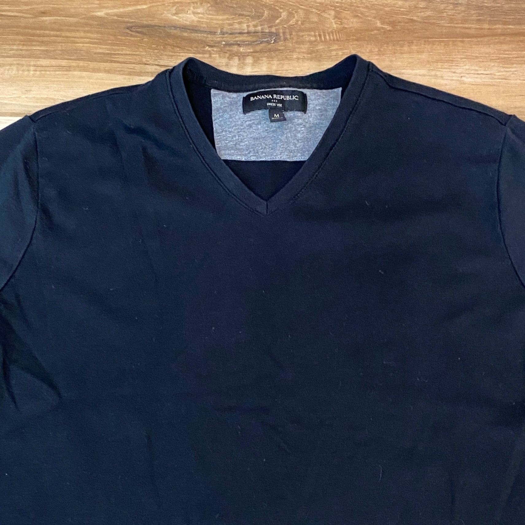 Banana Republic Banana Republic T-Shirt Mens Dress Vee V-Neck Short Sleeve Black M Adult Mens Shirts Size US M / EU 48-50 / 2 - 2 Thumbnail
