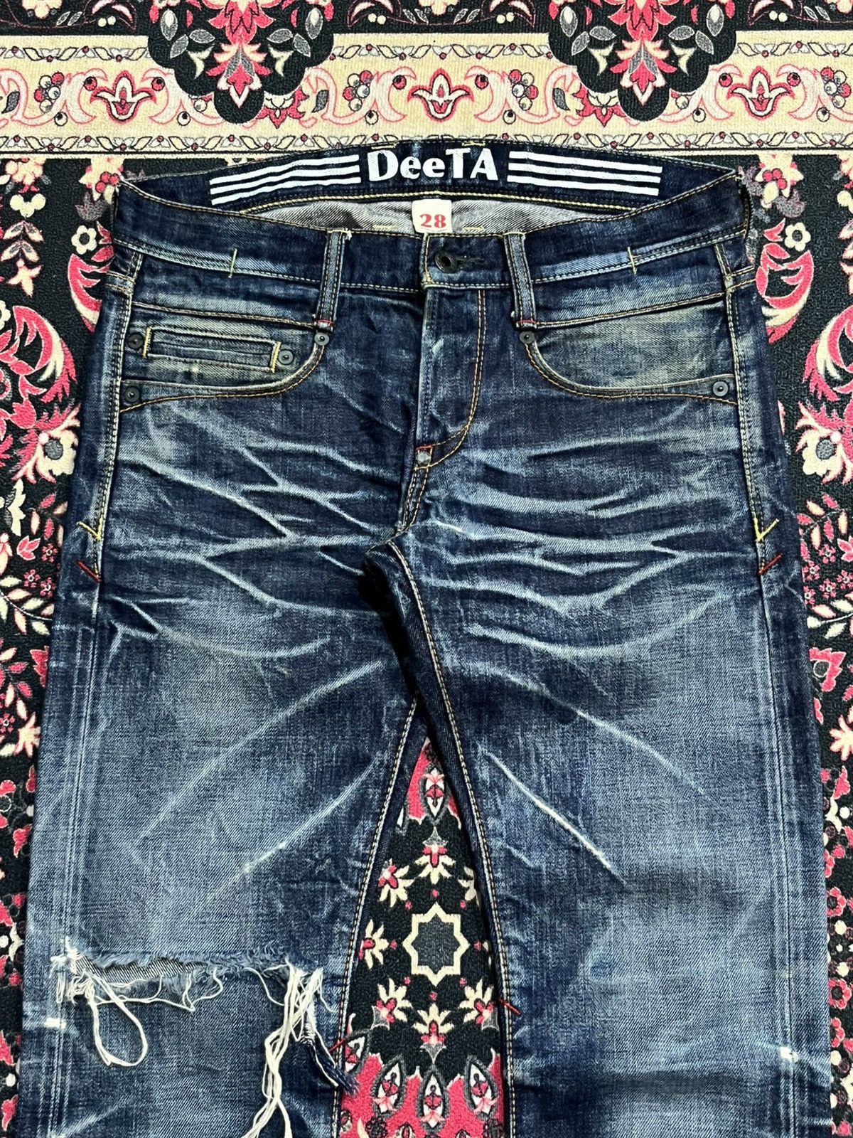 Undercover Japan DeeTA Heavy Faded Distress Slim Straight Selvedge Jean Size US 28 / EU 44 - 4 Thumbnail