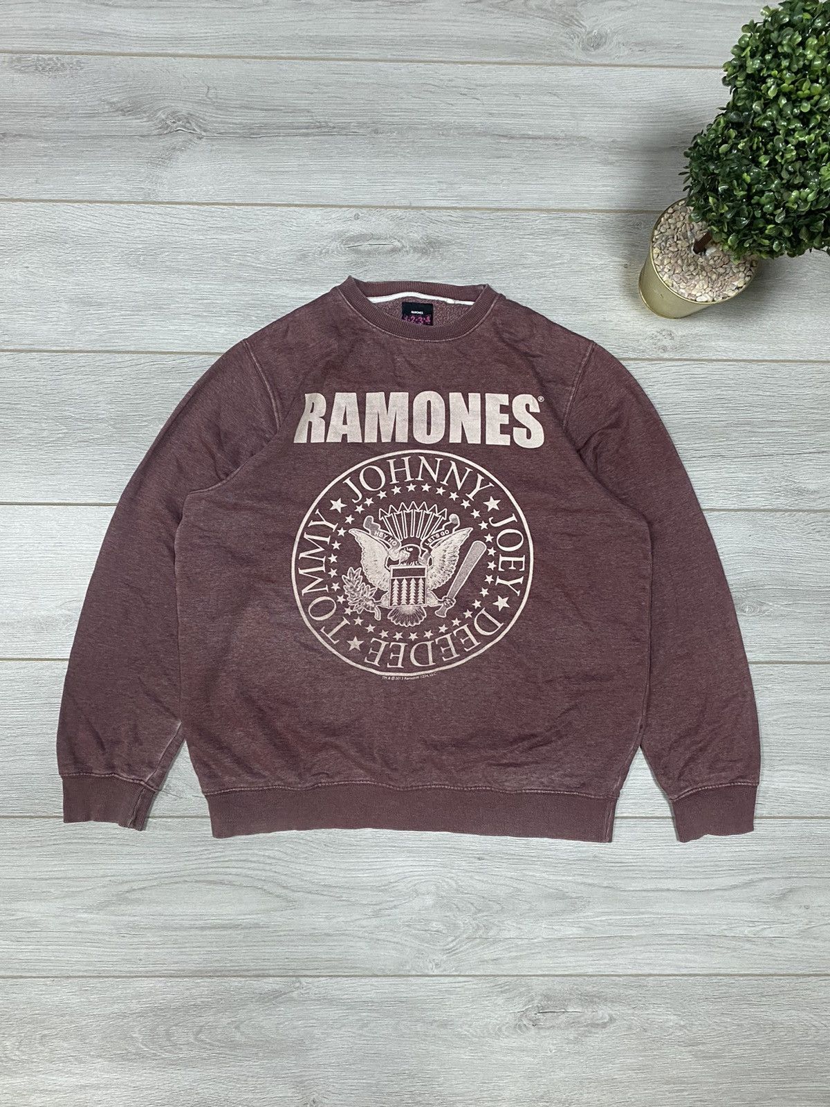 Band Tees Ramones vintage 2013 sweatshirt big logo Size US L / EU 52-54 / 3 - 1 Thumbnail