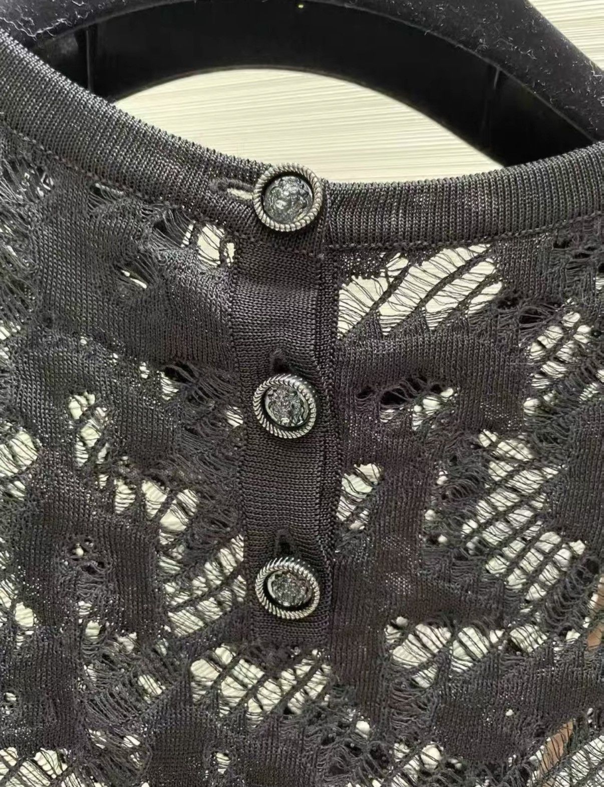 Chanel Chanel Classic Black Sleeveless Lace Dress J33 Size XS / US 0-2 / IT 36-38 - 3 Thumbnail