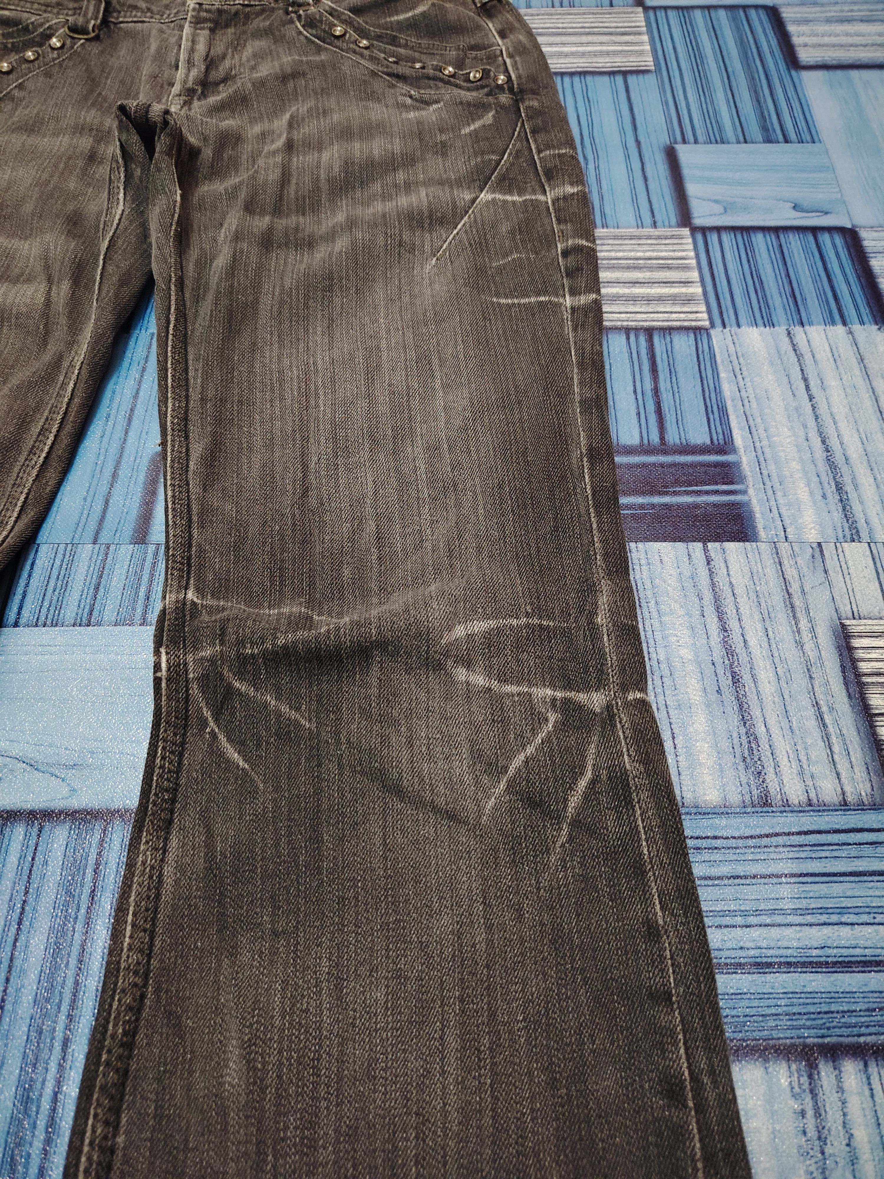 Le Grande Bleu (L.G.B.) Japanese Nicole Club Washed Black Distressed Flared Jeans Size US 29 - 9 Thumbnail