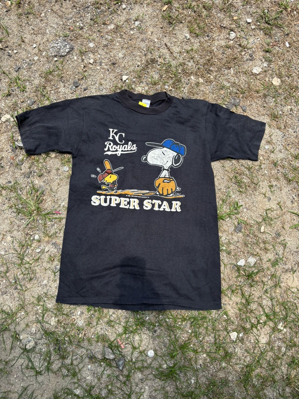 Vintage Vintage Peanuts Kansas City Royal Tshirt Size US S / EU 44-46 / 1 - 1 Thumbnail
