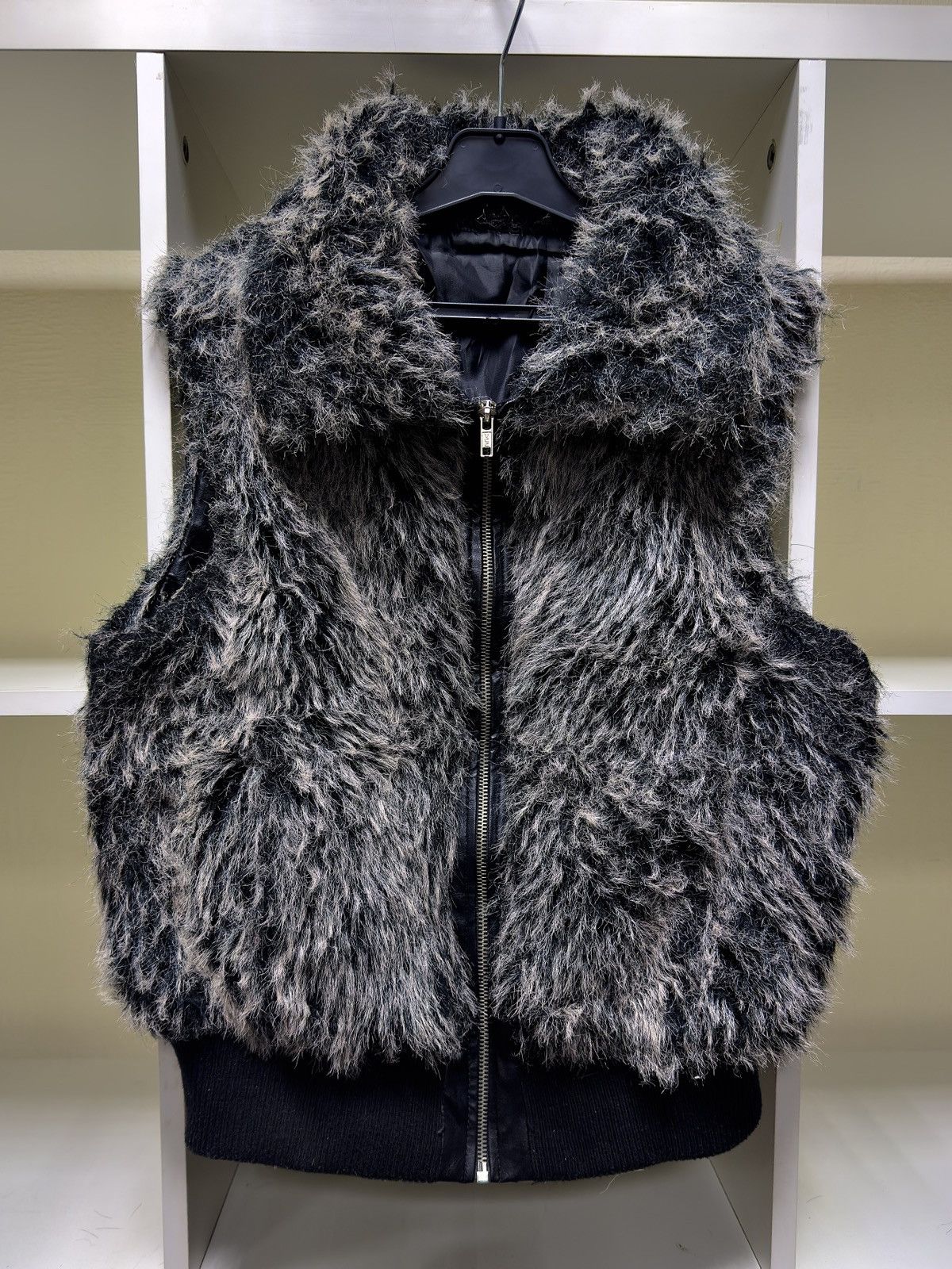 If Six Was Nine Vintage Fur Mohair Balenciaga Rick Owen’s Kmrii Style Vest Size US S / EU 44-46 / 1 - 1 Thumbnail