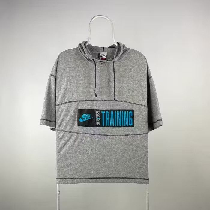Nike Nike cross training hoodie 3/4 size Medium grey y2k Size US M / EU 48-50 / 2 - 1 Thumbnail