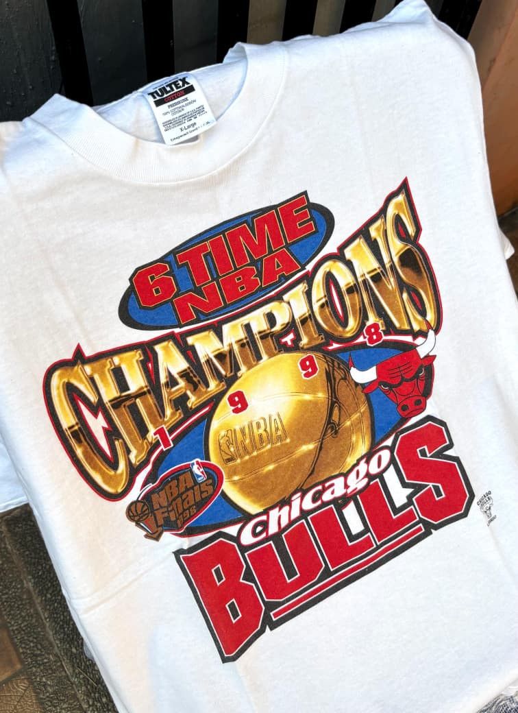 Tultex Vintage Chicago Bulls 6 Time NBA Champions 1998 Tultex Tee Size US XL / EU 56 / 4 - 1 Thumbnail