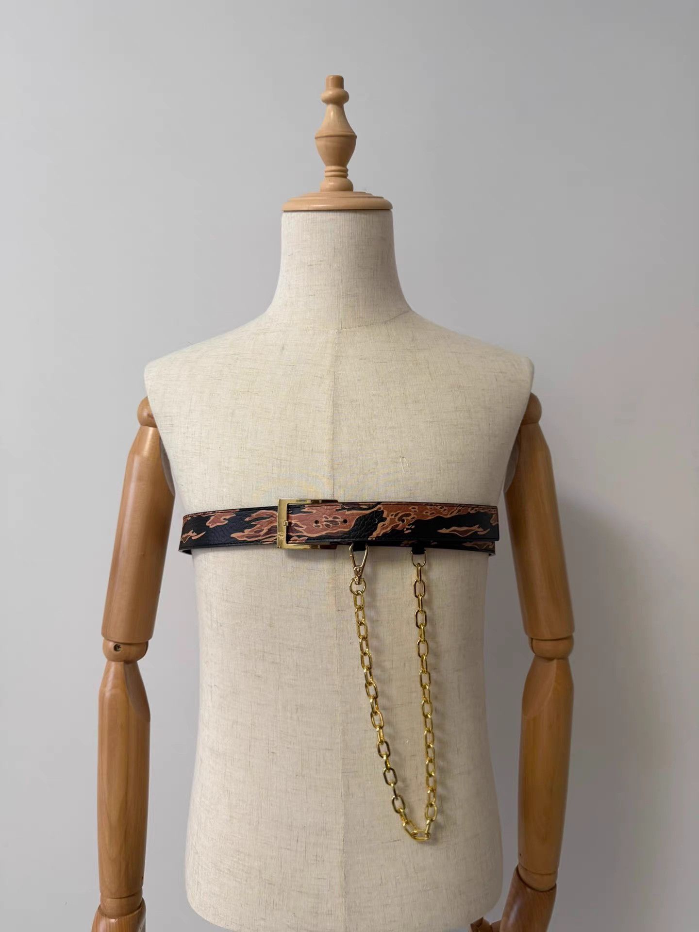 MCM MCM Collaboration Chain Belt K9 Size ONE SIZE - 1 Thumbnail