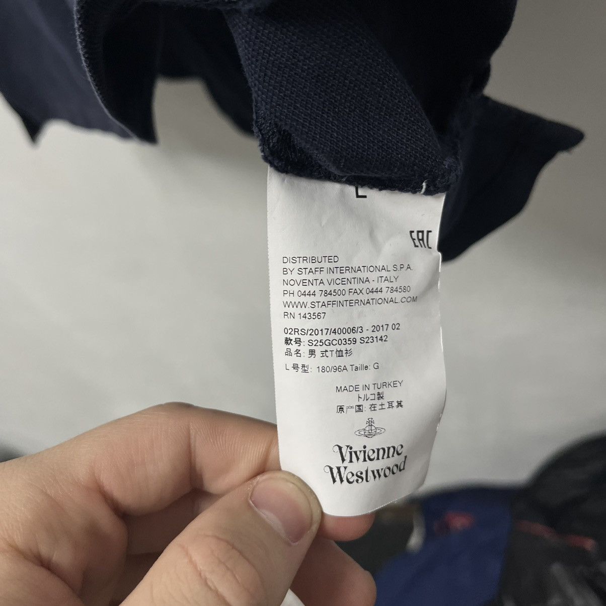 Vivienne Westwood Vivienne Westwood Polo T-Shirt Rare Retro Hype Y2K Size US L / EU 52-54 / 3 - 9 Thumbnail